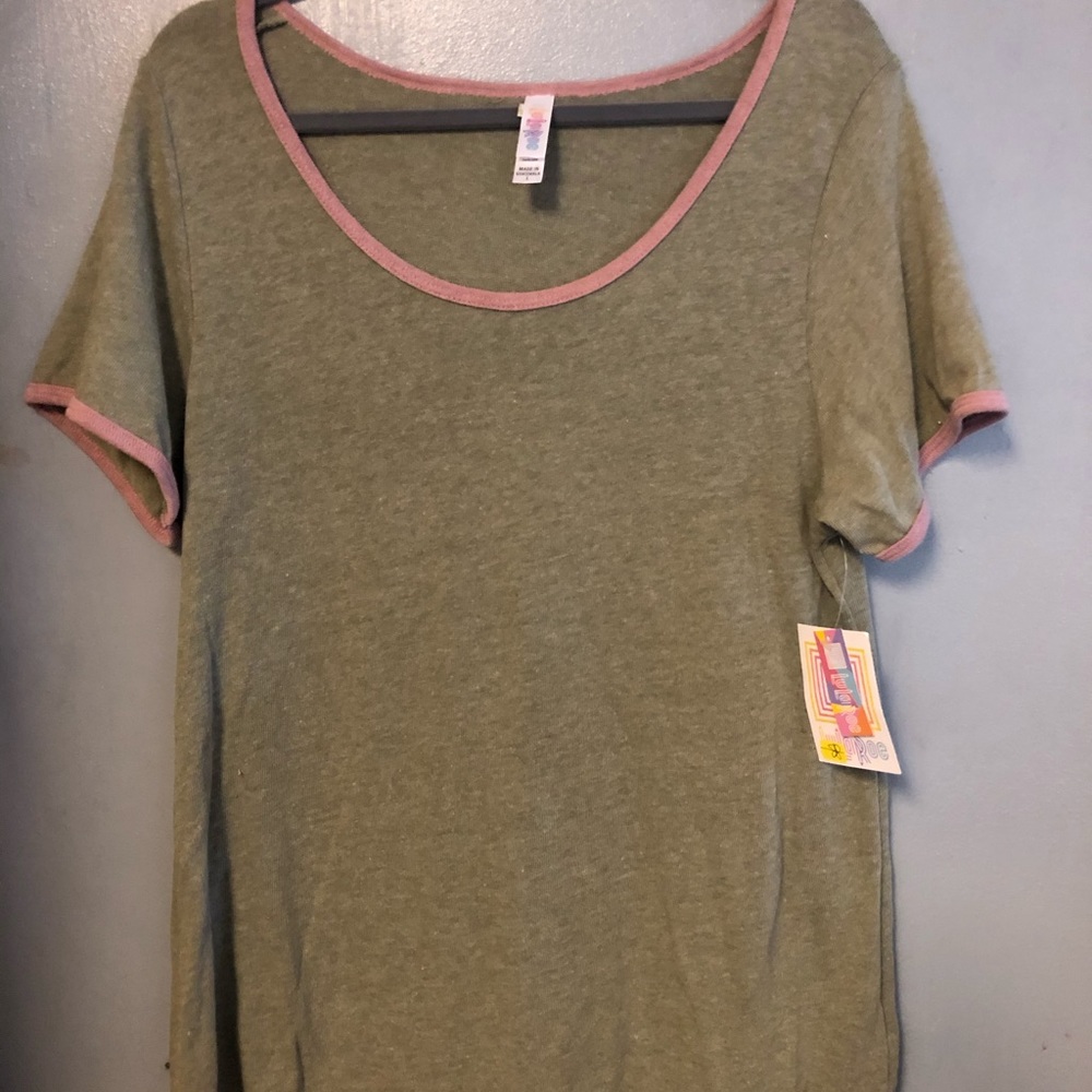 Lularoe shirt